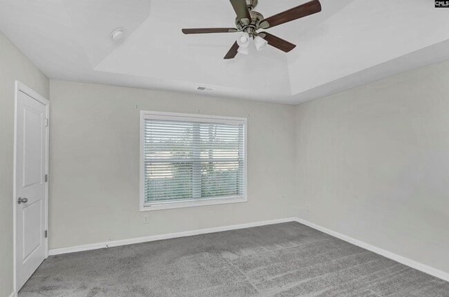 Building Photo - 356 Finch Ln