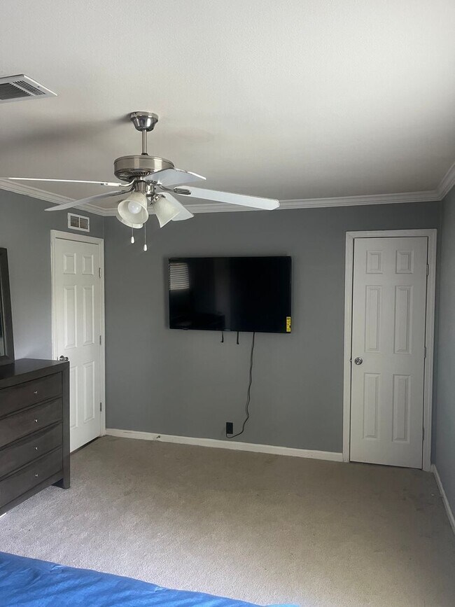 Building Photo - Charming 3BR House in Baton Rouge