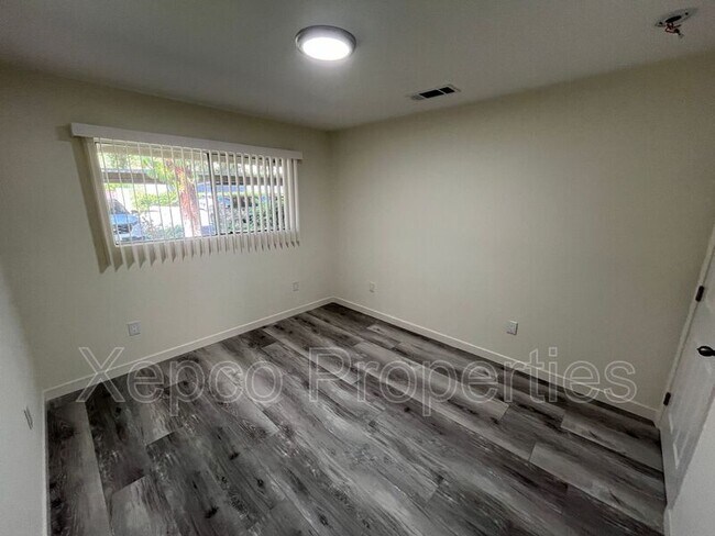 Building Photo - 2875 N Los Felices Rd