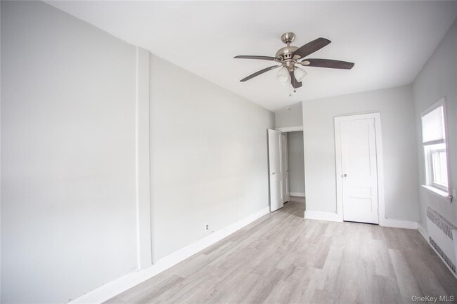 Building Photo - 359 E Chester St