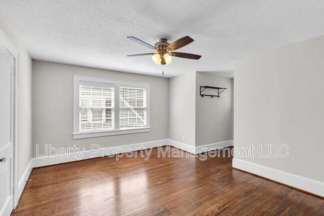 Building Photo - 1312 Summit Ave
