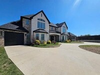 Building Photo - 3824 Harvest Glen