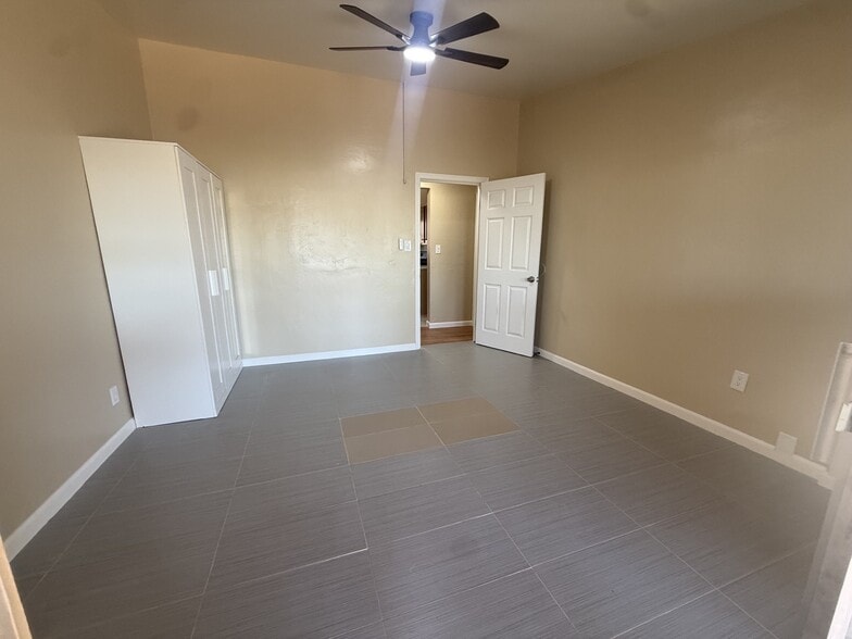 Building Photo - 5457 Dorothy Dr