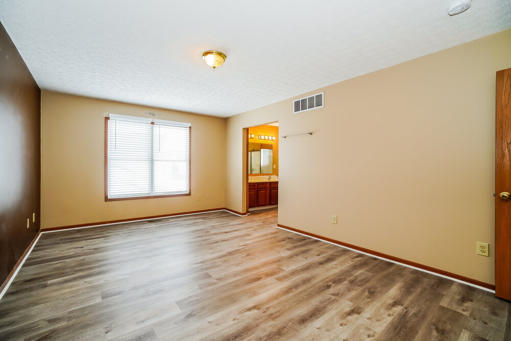 Building Photo - 9400 Magnolia Way