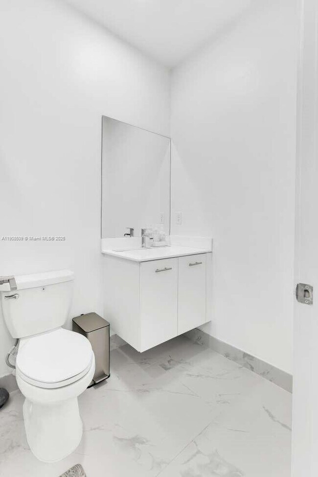 Building Photo - 17353 SW 46th St