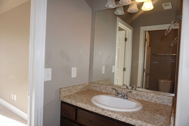 Building Photo - 8264 Resaca Dr