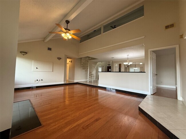 Building Photo - 2131 Greencove Ln