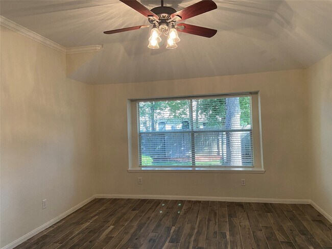 Building Photo - 130 S Veranda Ridge Dr