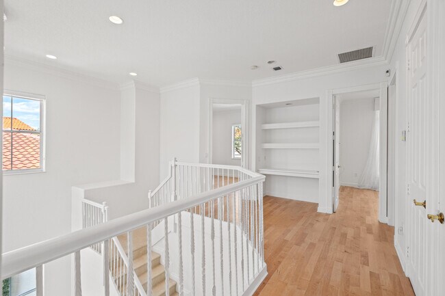 Building Photo - 1468 Mariner Way