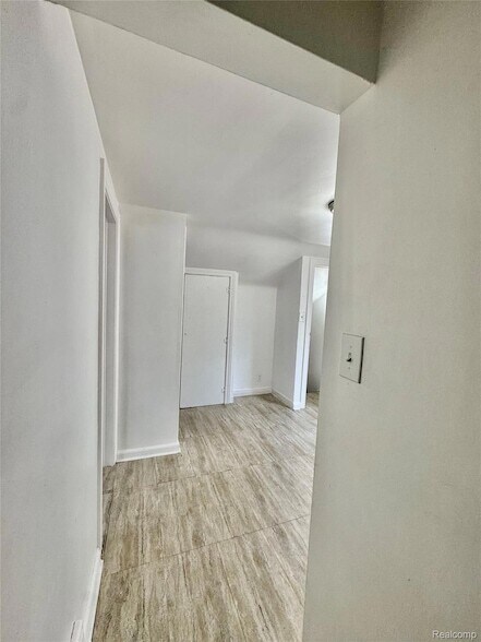 Building Photo - 15030 Rossini Dr