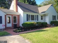 Building Photo - 102 Gurney Dr