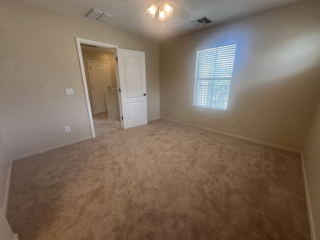 Building Photo - UPGRADE TO THIS GILBERT TWO STORY 4 BEDROOM HOME WITH A 2 CAR GARAGE AND SMALL YARD.
