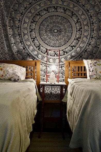 Building Photo - 119 Columbia St