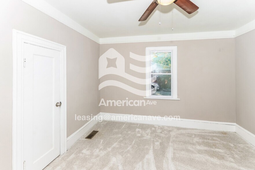 Building Photo - 870 Lynhaven Ave