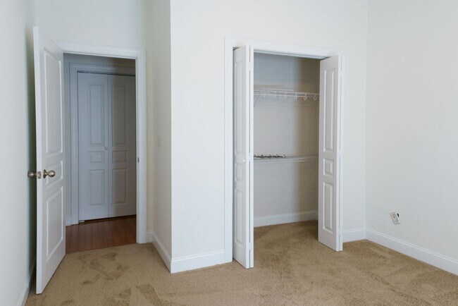 Building Photo - 49 Thomas Sumter St