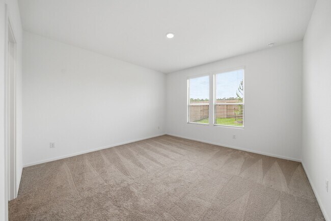 Building Photo - 10731 Sora Dr