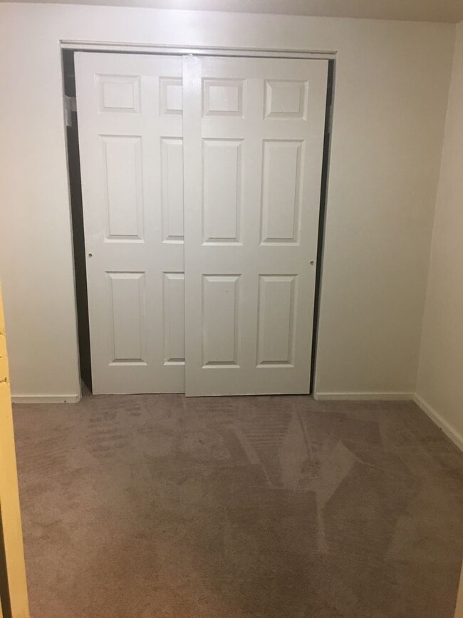 Building Photo - ACCEPTED APPLICATION