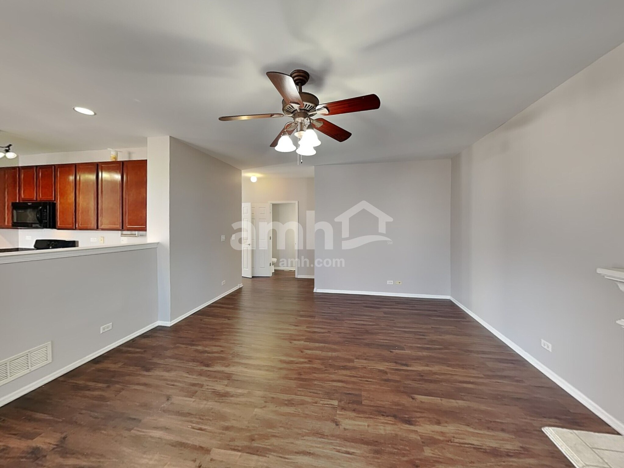 Building Photo - 2036 Stephen St