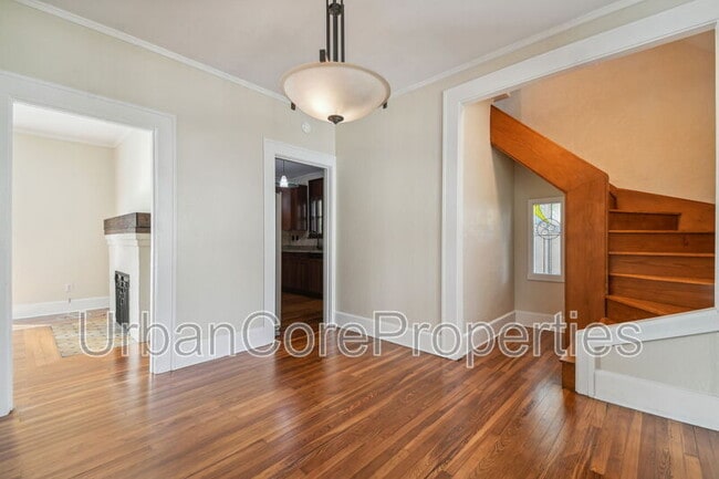 Building Photo - 1114 2nd St N