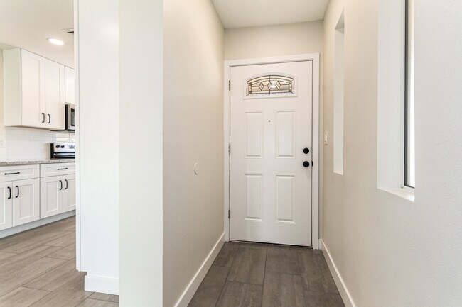 Building Photo - 2 Bedroom remodeled home in 55+ community ...
