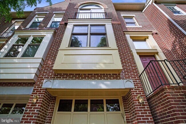 Building Photo - 503 Shorter Ln
