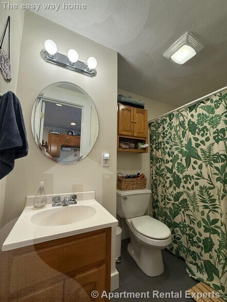 Building Photo - 300 Highland Ave