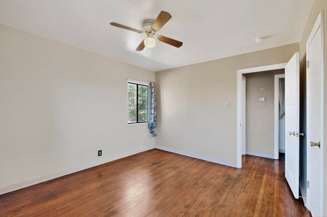 Building Photo - 165 Hilton Ave NW