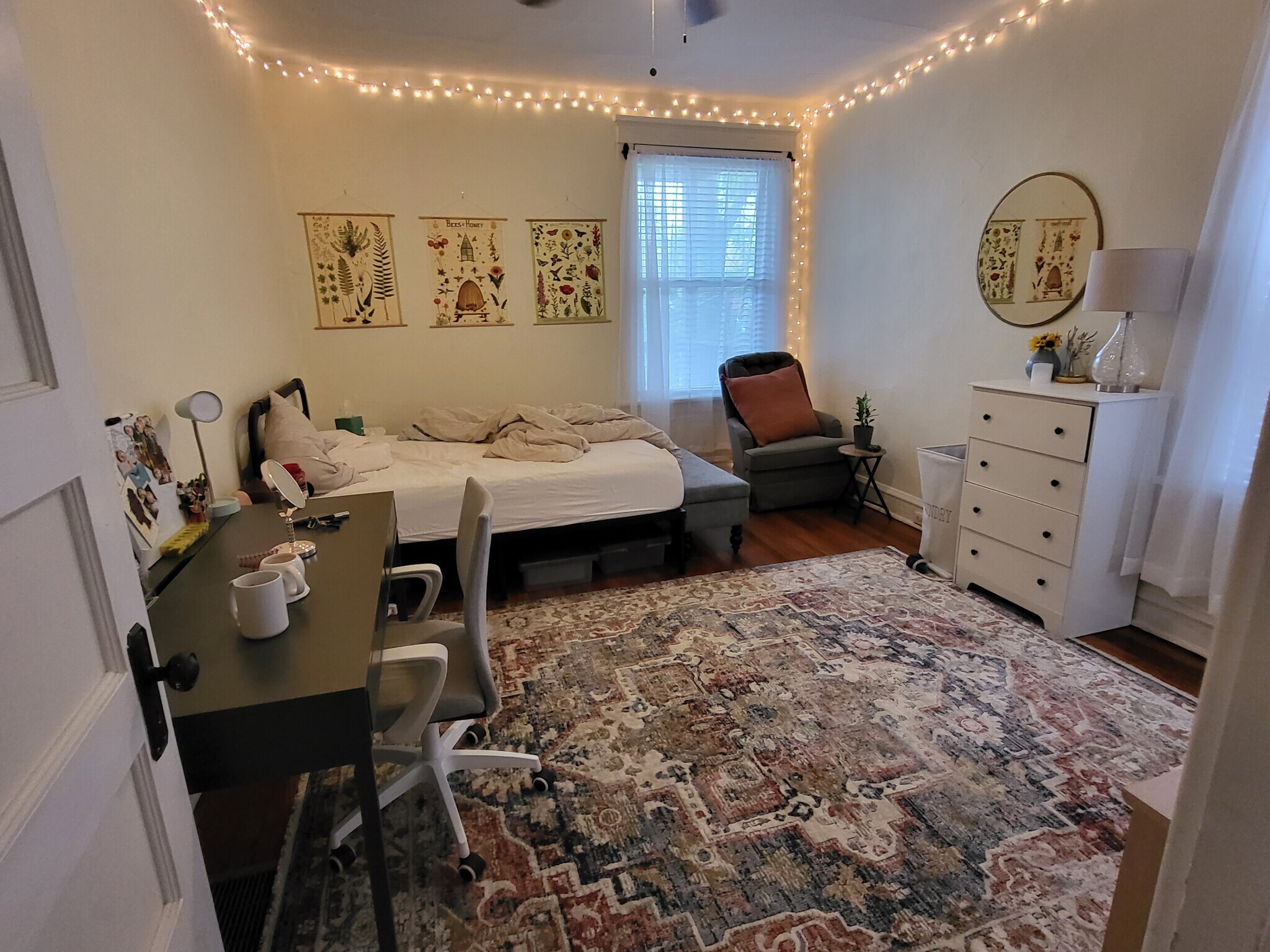 Back Bed - 5919 McPherson Ave