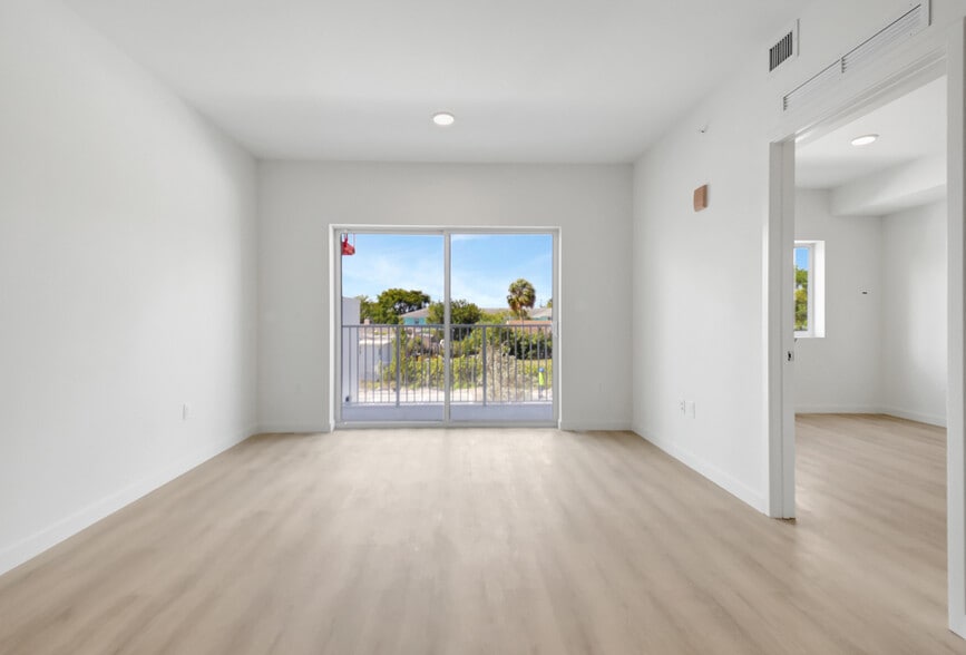 Building Photo - 232 Fordham Dr