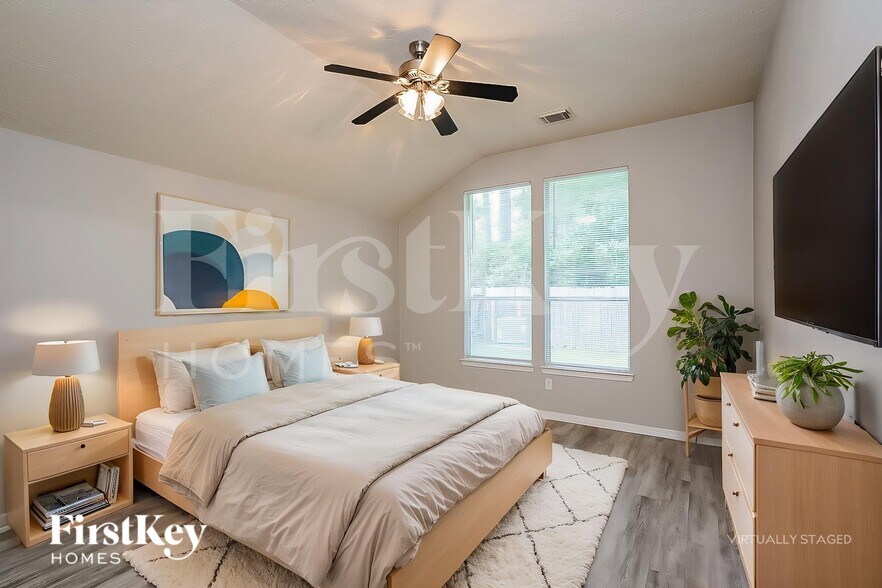Building Photo - 4531 Bridgevillage Dr