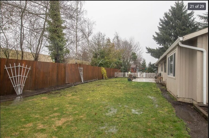 Building Photo - 7639 SW Aldrich Ct