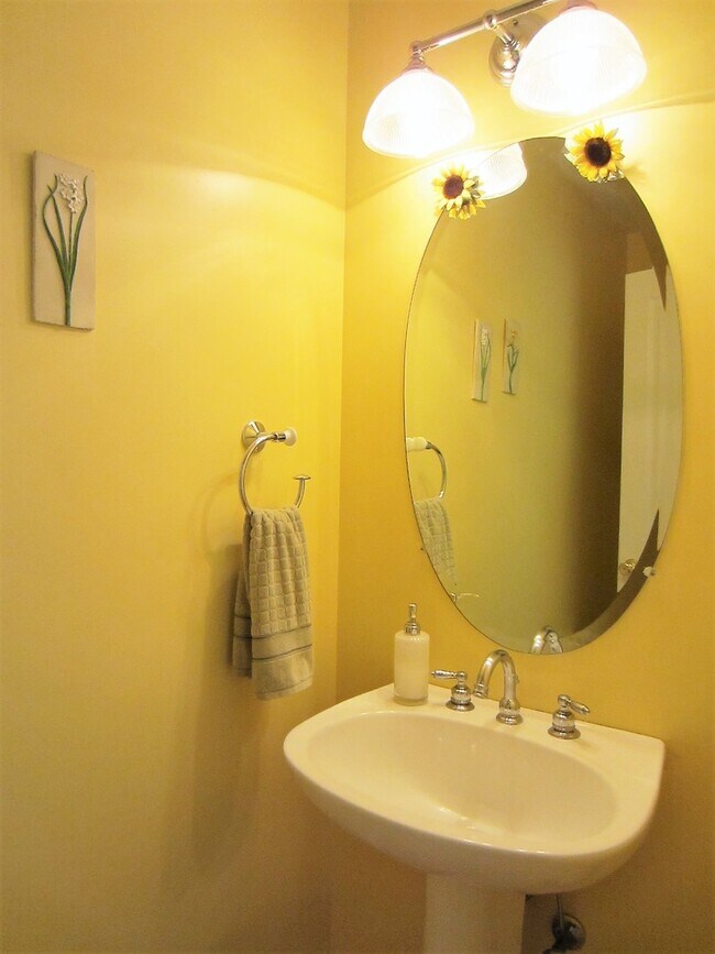 Building Photo - 6315 Victorious Song Ln
