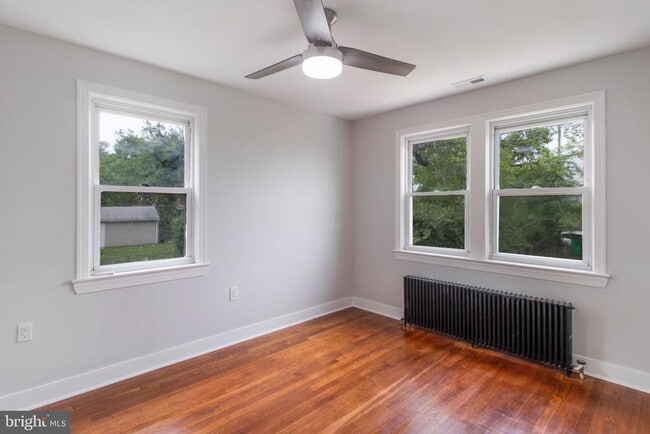 Building Photo - 6011 North Dakota Ave NW