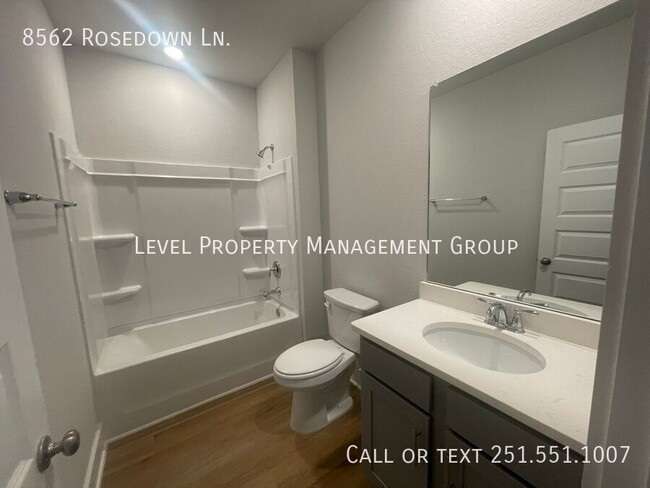 Building Photo - 8562 Rosedown Ln