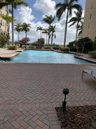 Building Photo - 1801 N Flagler Dr