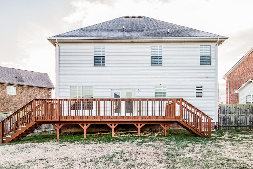 Building Photo - 105 Latham Ct
