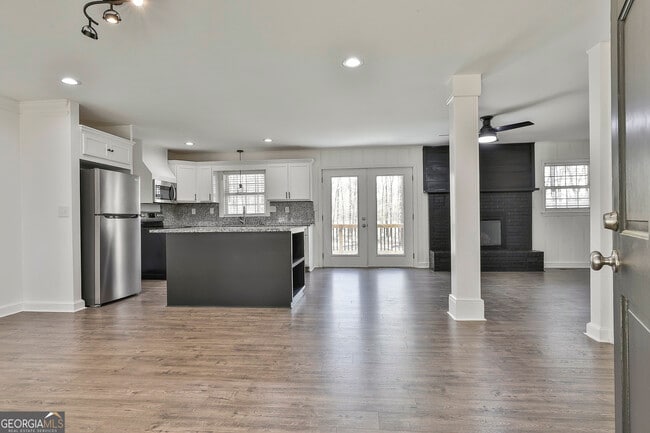 Building Photo - 2366 GA-92