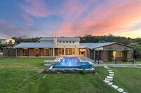 Building Photo - 9208 Madrone Ranch Trail
