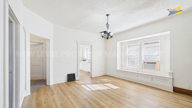 Building Photo - 362 N Holyoke Pl