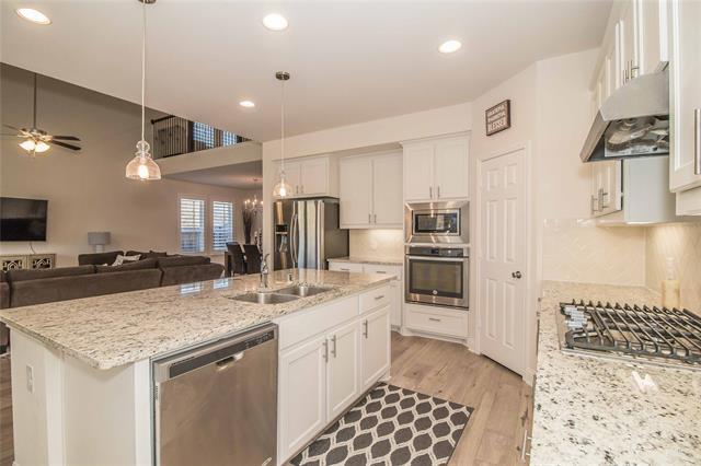 Building Photo - 908 Foxglove Dr