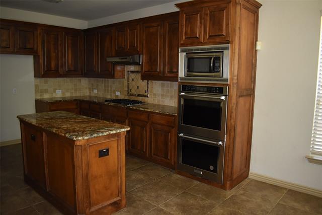 Building Photo - 910 Redbird Ln