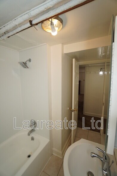 Building Photo - 2945 S Logan St