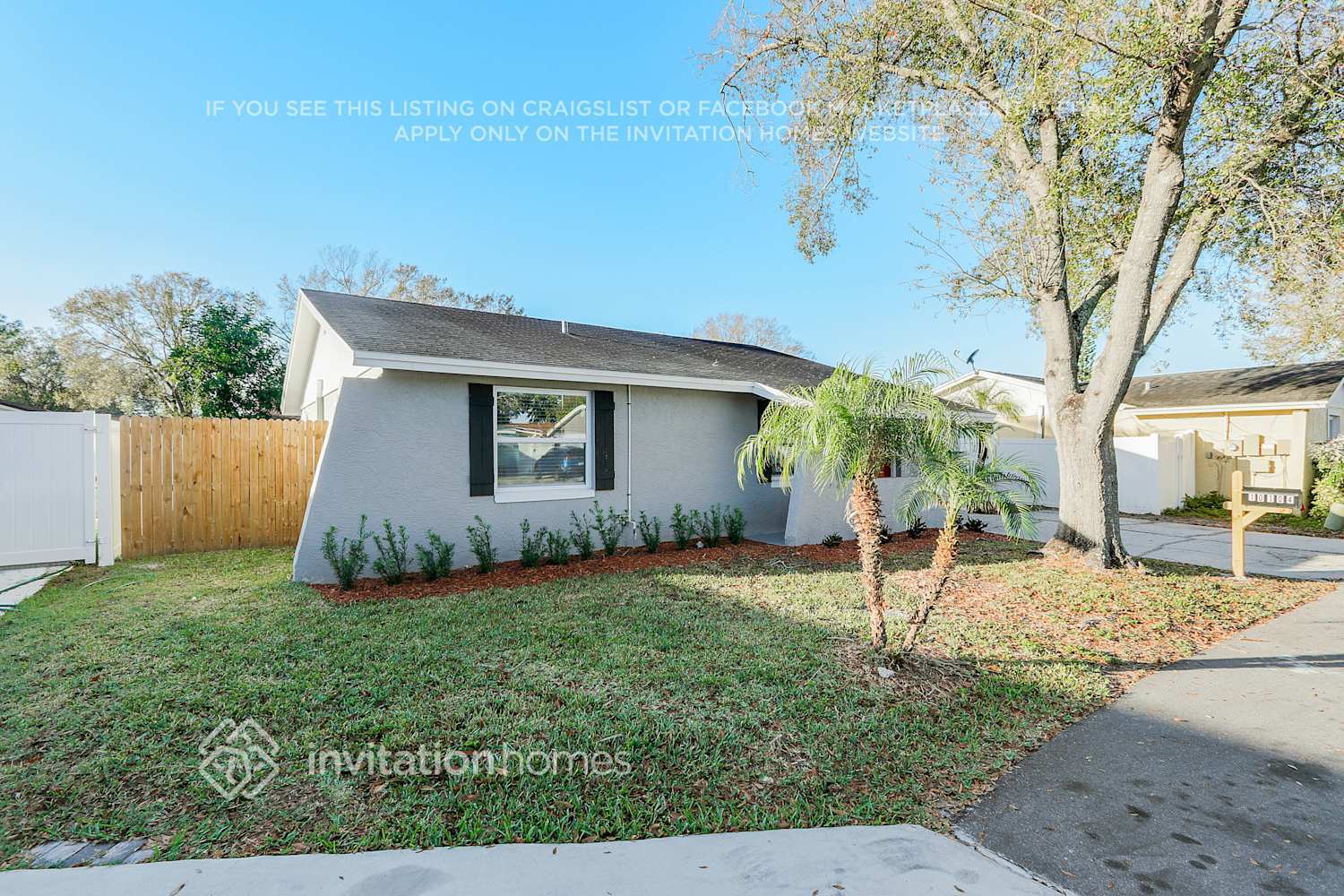 Building Photo - 10104 Enchanted Oaks Ct