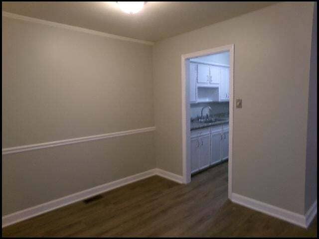 Building Photo - 1807 Sanford Dr