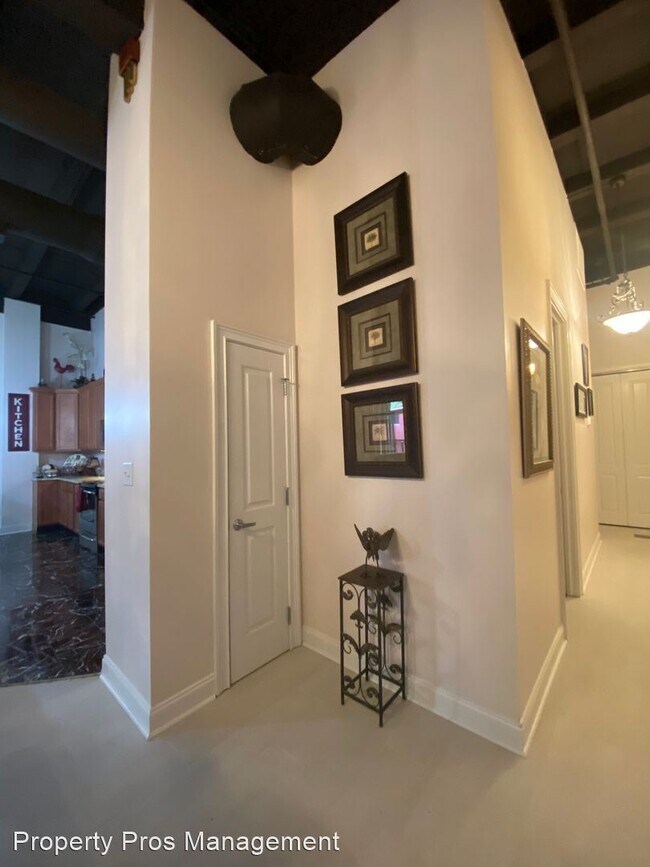 Building Photo - 2 br, 2 bath House - 1049 Key Road - Unit 2