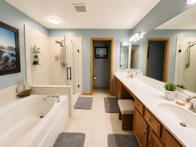 Building Photo - 315 Red Sky Dr