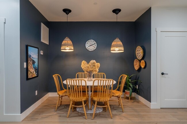 Building Photo - 201 New York Ave