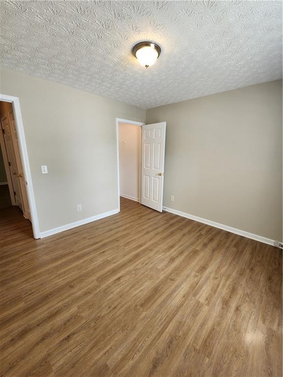 Building Photo - 3205 River Shoals Cove