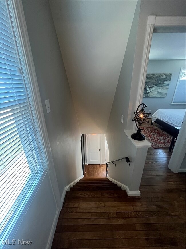 Building Photo - 15220 Rosemary Ave