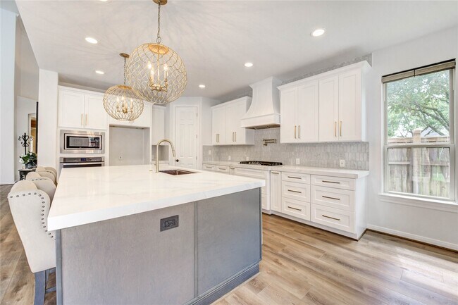 Building Photo - 21622 Sabine Pass Ct